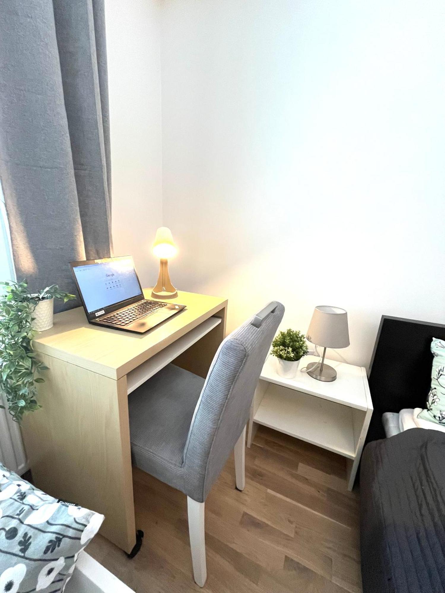 2Br Design Home 400 M From Train Station Tikkurila Vantaa Exterior photo